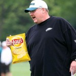 Reid accuses Jets of tampering with his bag of potato chips