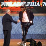 Sixers take young, moonwalking Jrue Holiday in first round